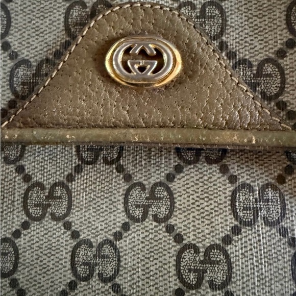 Vintage Gucci Tan and Brown Monogram Shoulder Bag - Picture 10 of 12